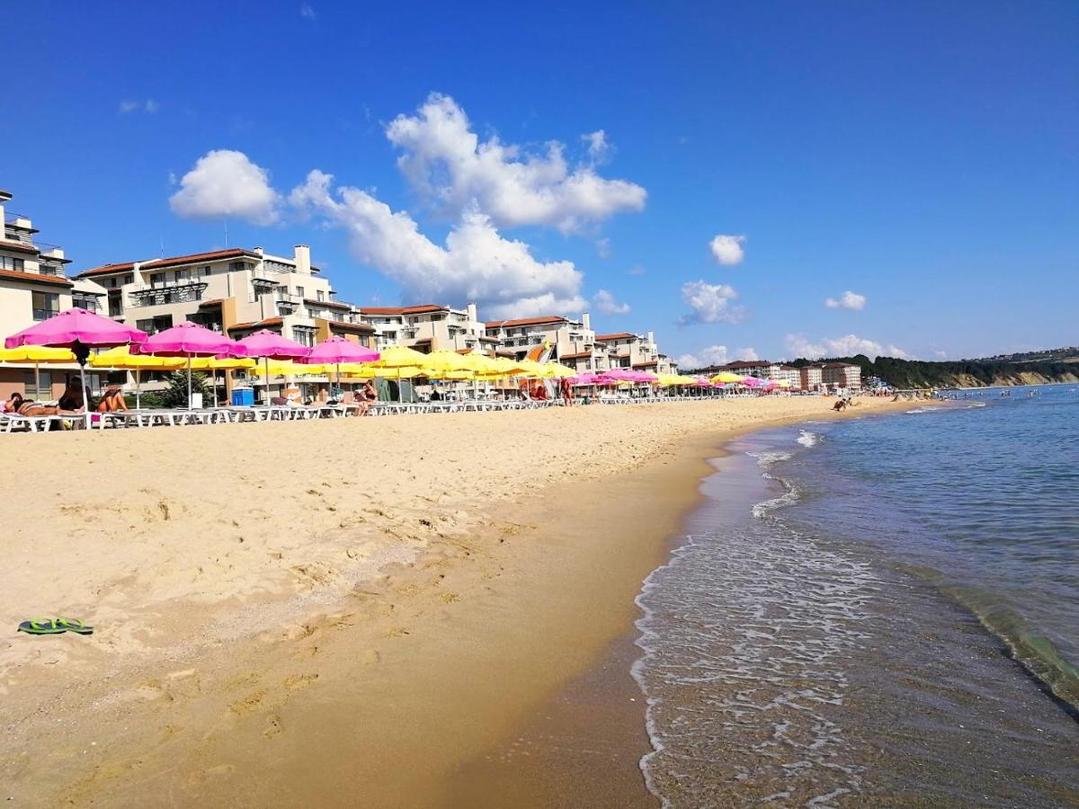 Апартаменти Атеа На Плажа - Apartments Atea On The Beach Obzor Extérieur photo